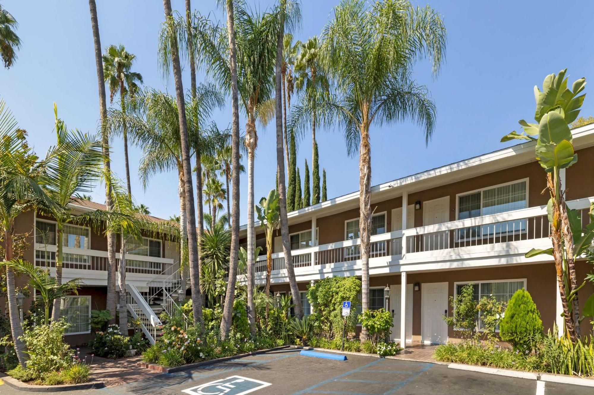 Best Western Plus Carriage Inn Los Angeles Ngoại thất bức ảnh