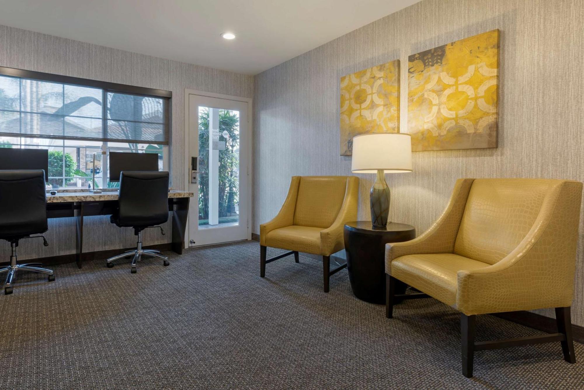 Best Western Plus Carriage Inn Los Angeles Ngoại thất bức ảnh